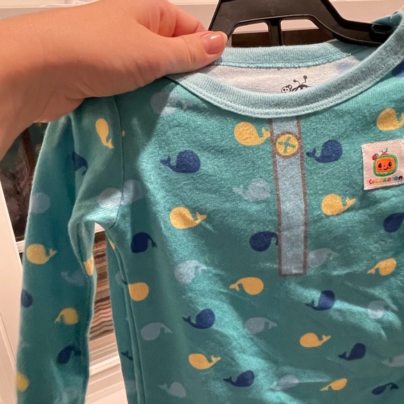 Teal cocomelon pajamas NWT - Picture 2 of 4